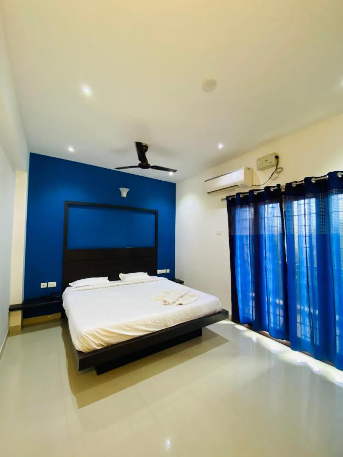 Hotel Tulips Residency - Airport Pilamedu Esterno foto